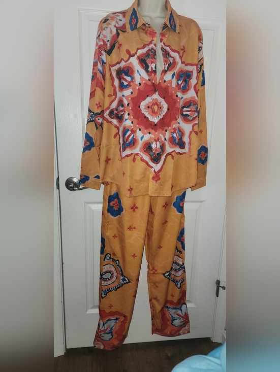 tfy collection Other - Women's Mustard Floral Medallion Pajama Set with Blue Accents